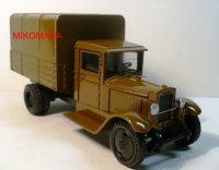 Modellauto ZIS-5 (Baujahr 1933-1941) mit Kofferaufbau 1:43