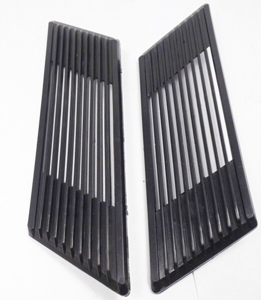 Ziergittersatz rechts & links (in schwarz) für Lada 2105 & 2107