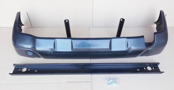 Stoßstange hin kompl. mit Halter (Plastik) für Lada Niva Urban (ab Baujahr 2016)