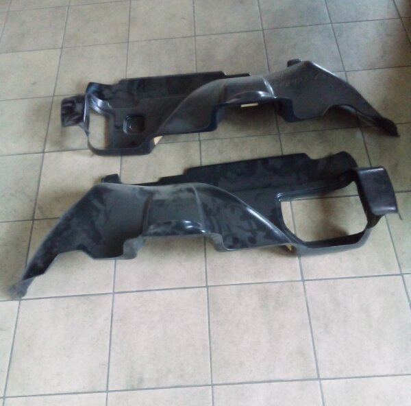 Seitenverkleidungssatz hin Re + Li für Lada Niva 2131 long 5-Türer