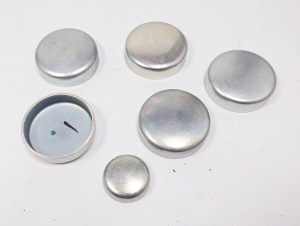 Blinddeckelsatz am Motor (5 x Ø 40 mm / 1 x Ø 25 mm) für Lada 2101 - 2107, Niva