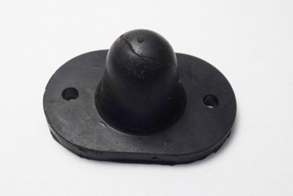 Gummipuffer auf Frontmaske UAZ 469