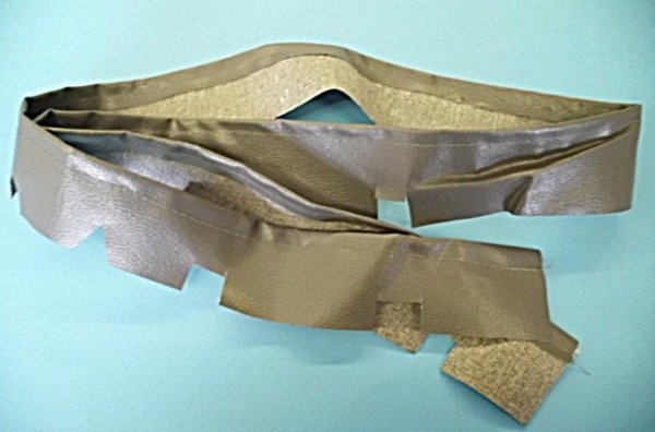 Dichtung aus Kunstleder für Frontflügel UAZ