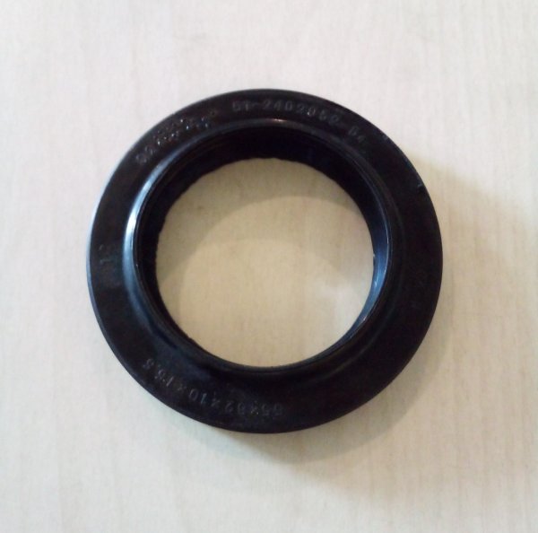 Wellendichtring (55 x 82 x 10 x 15,5)