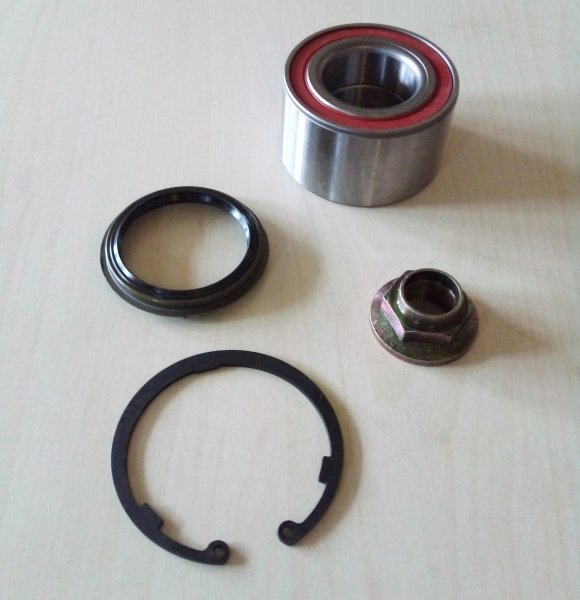 Radlagersatz vorn für Mazda 323 ,626 , Xedos 6 und 9 / 1948-SET